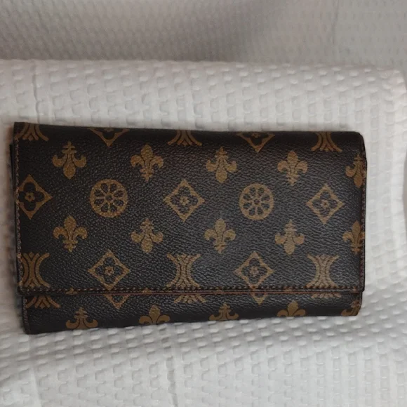 FASHION Brown Patterned Wallet - Picture 1 of 4